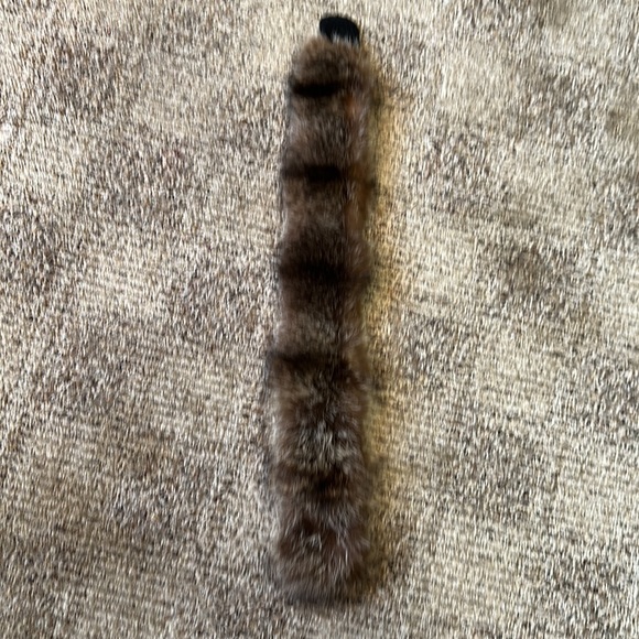 Vintage 100% real Raccoon fur 3/4 coat!  Excellent condition! - Picture 16 of 16